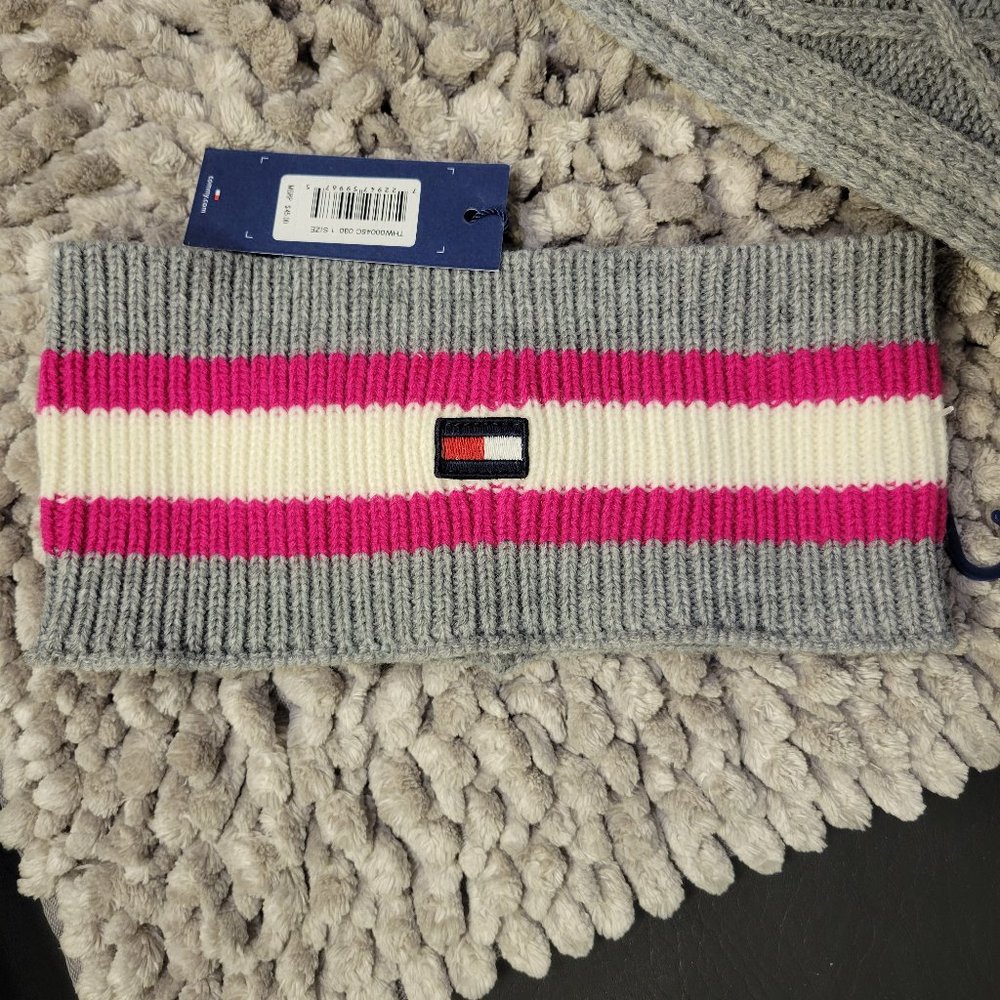 NWT- 3 PIECE SET OF TOMMY HILFIGER WOMENS WINTER KNITS-3 for 1 BUNDLE-NWT - Picture 12 of 15